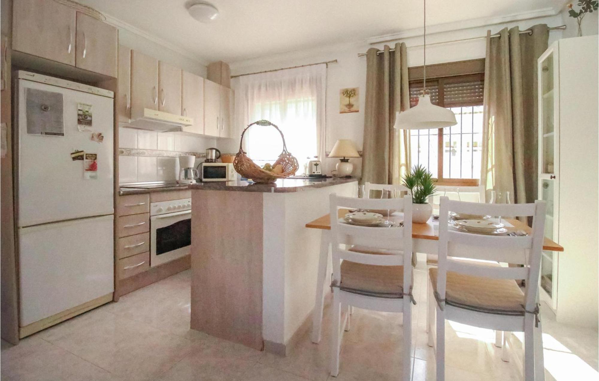 Amazing Apartment In Rojales With Kitchenette Extérieur photo